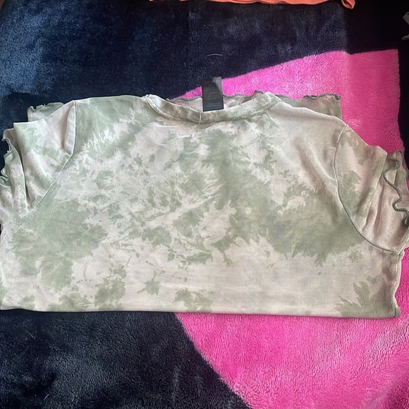 Mesh T-Shirt - Picture 2 of 3